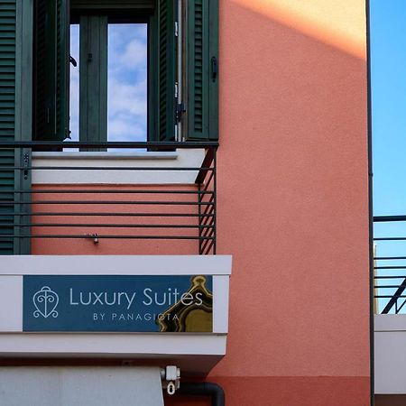Luxury Suites By Panagiota Preveza Exteriör bild