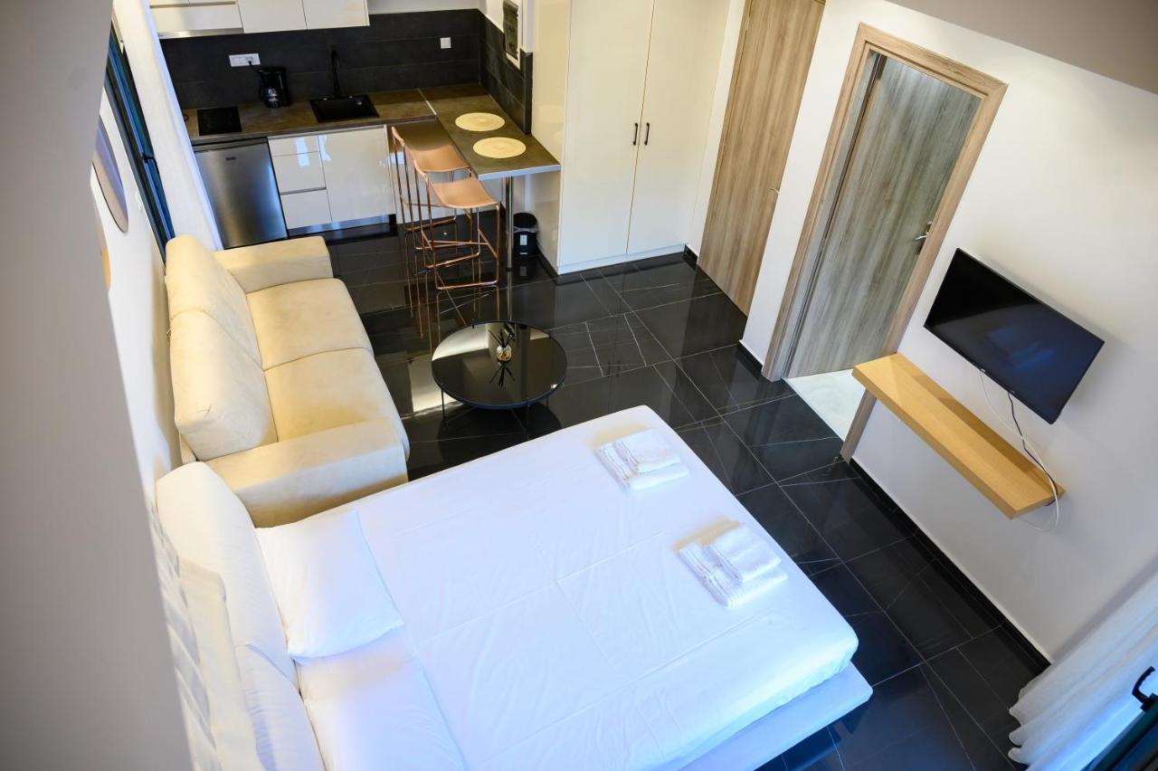 Luxury Suites By Panagiota Preveza Exteriör bild