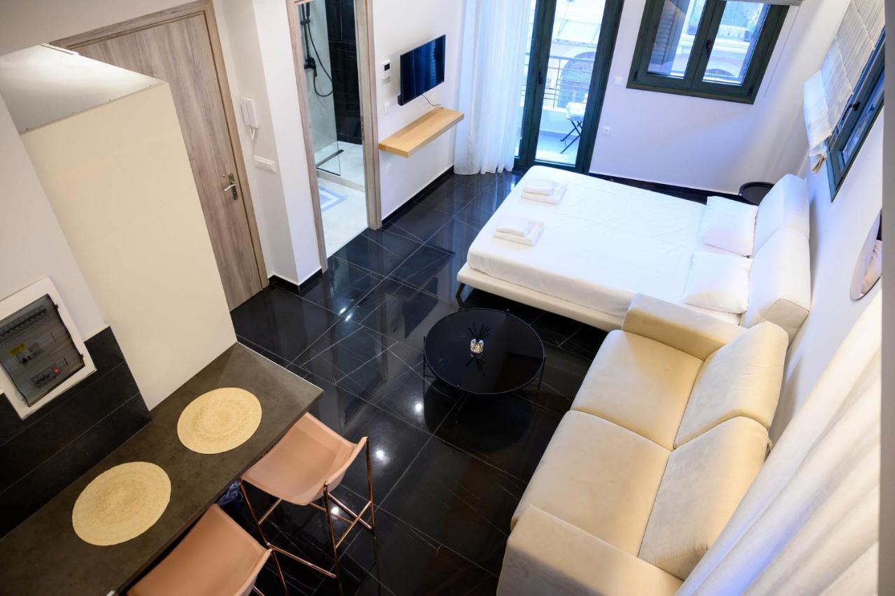 Luxury Suites By Panagiota Preveza Exteriör bild
